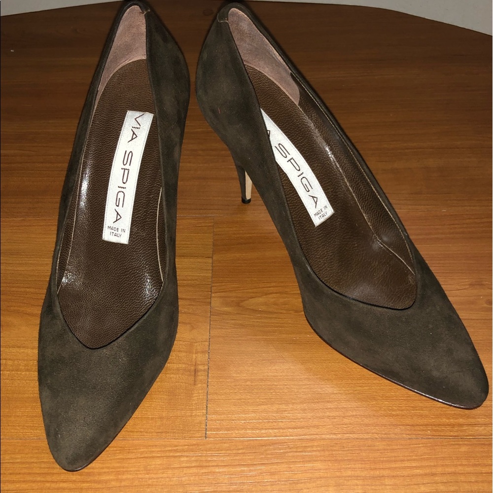 Via spiga dark brown suede pumps heels Sz 6